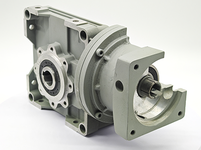 Heavy-duty Helical-Hypoid gear reducer used in conveyor system